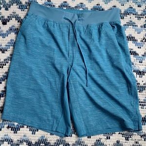 Lululemon T.H.E. Short with liner 9” Inseam